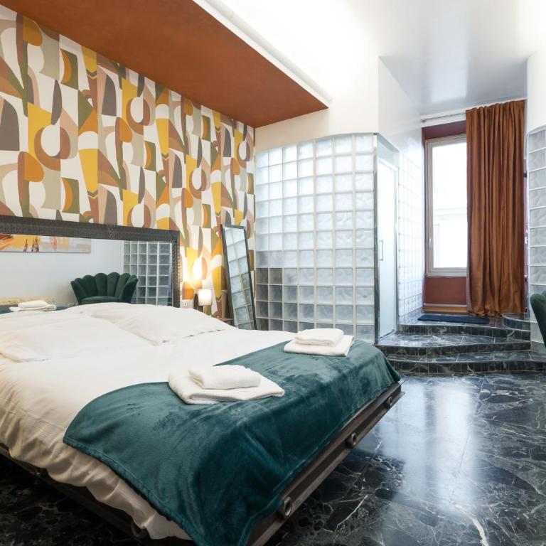 AETIUS 12 Roman Relais - Camera Tripla con Bagno Privato - 4