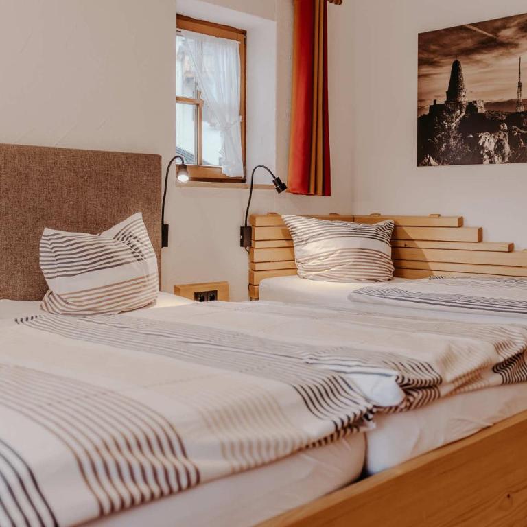 Gästehaus Wechs - inklusive Hindelang PLUS - Apartment mit 2 Schlafzimmern - 2