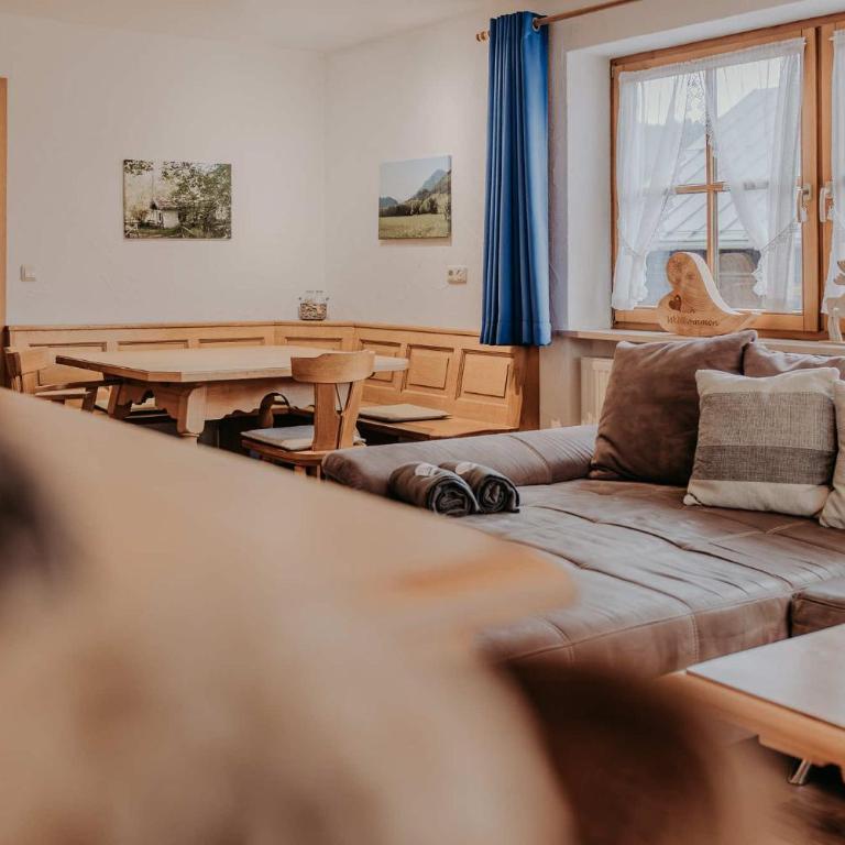Gästehaus Wechs - inklusive Hindelang PLUS - Apartment mit 2 Schlafzimmern - 4