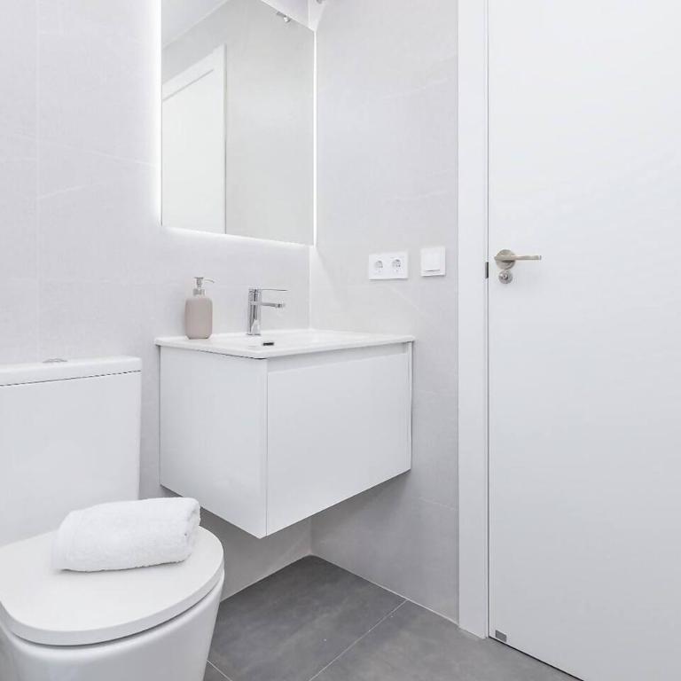 Apartamento en el centro Eugenio. - Apartamento de 2 dormitorios - 16