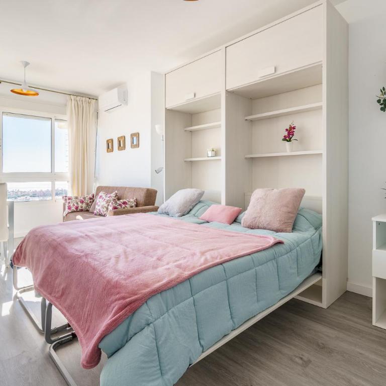 MalagaSuite Modern Studios with Pool - Apartamento - 1