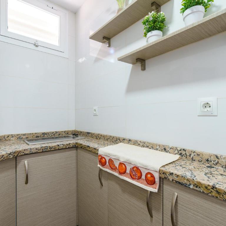 MalagaSuite Modern Studios with Pool - Apartamento - 12