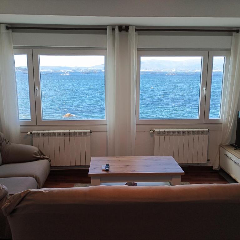 Apartamento Teresa en Vilanova de Arousa - Three-Bedroom Apartment - 4