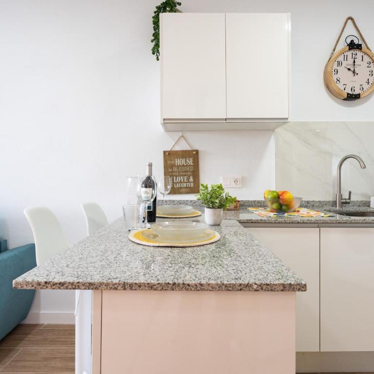 MalagaSuite Modern Studios with Pool - Apartamento - 7