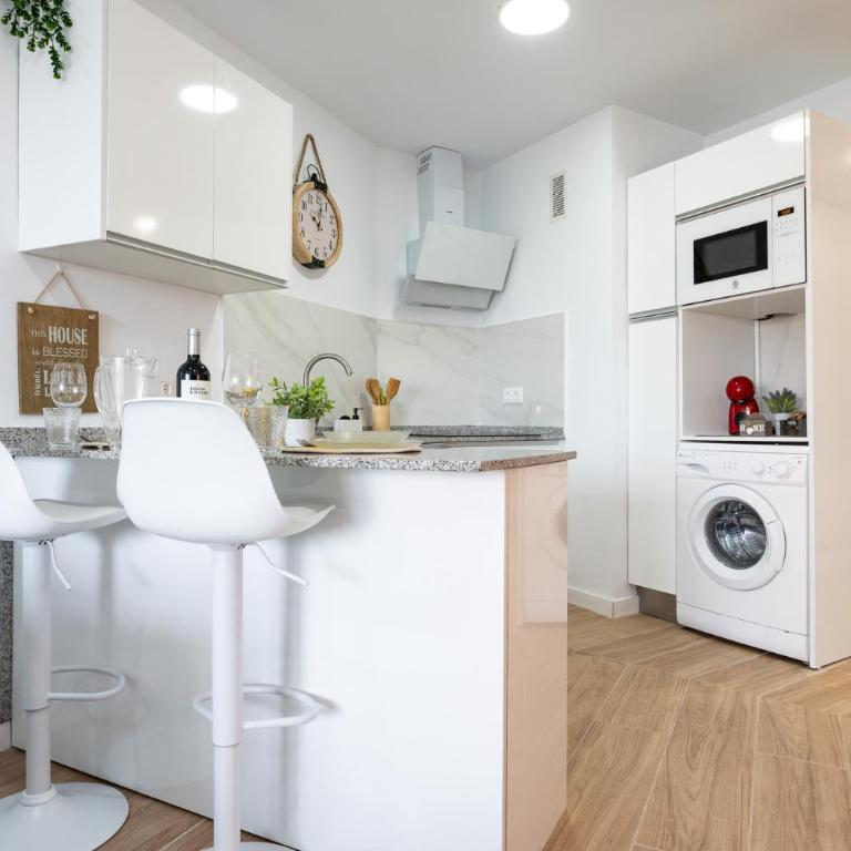 MalagaSuite Modern Studios with Pool - Apartamento - 9