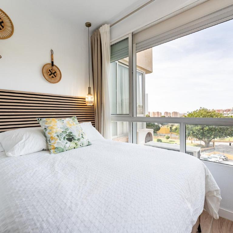 MalagaSuite Modern Studios with Pool - Apartamento - 1