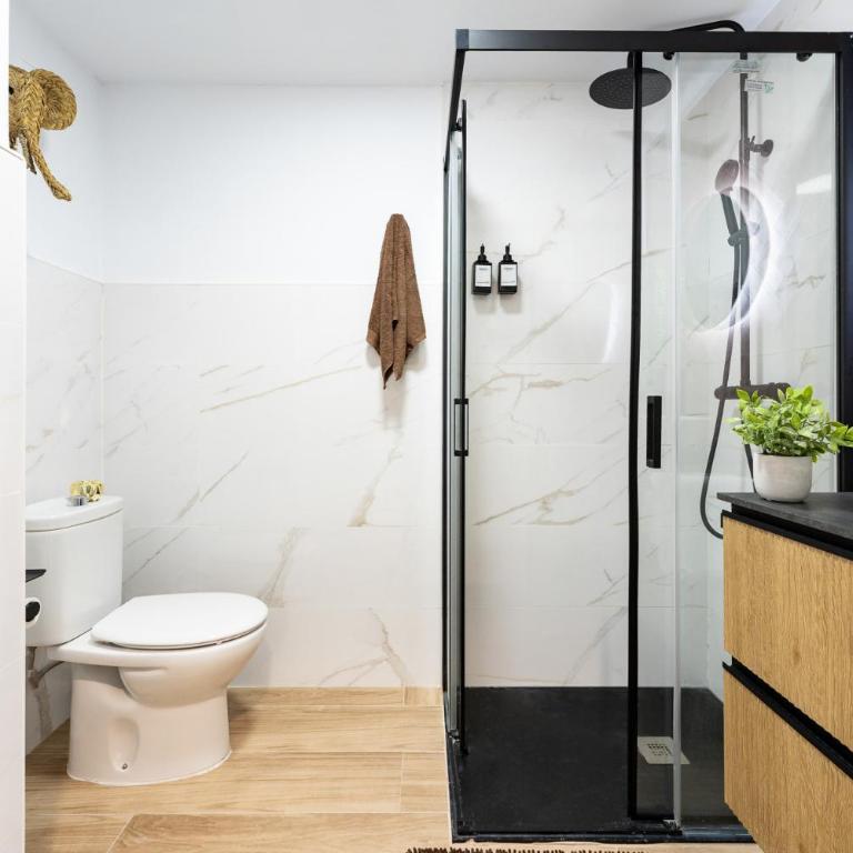 MalagaSuite Modern Studios with Pool - Apartamento - 12