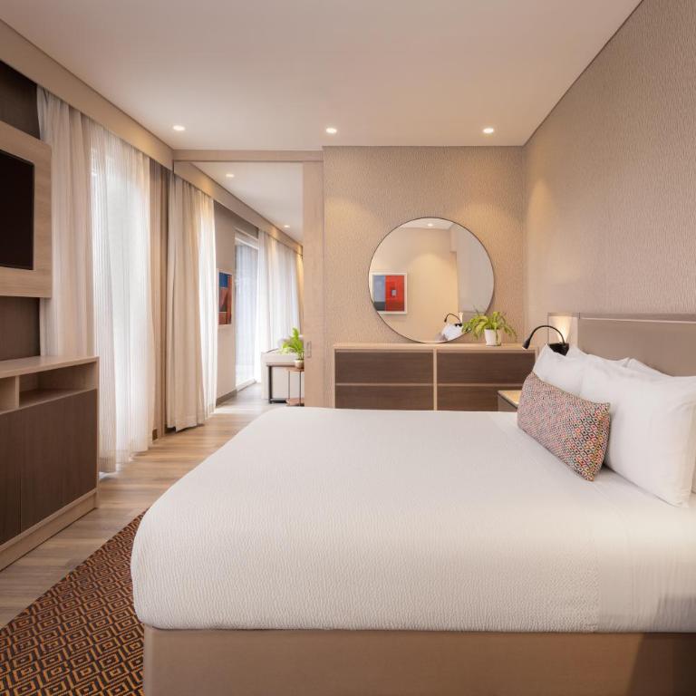 Residence Inn by Marriott Bogota - King One-Bedroom Apartment with City View - 3