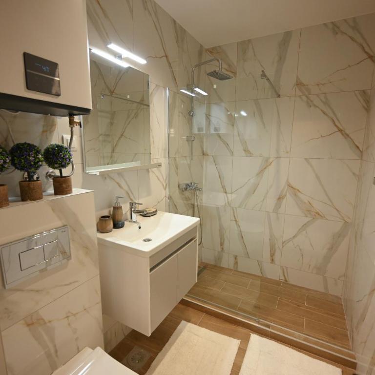 Prestige by TK - One-Bedroom Apartment - 43