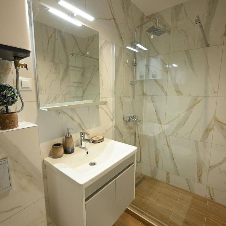 Prestige by TK - One-Bedroom Apartment - 44