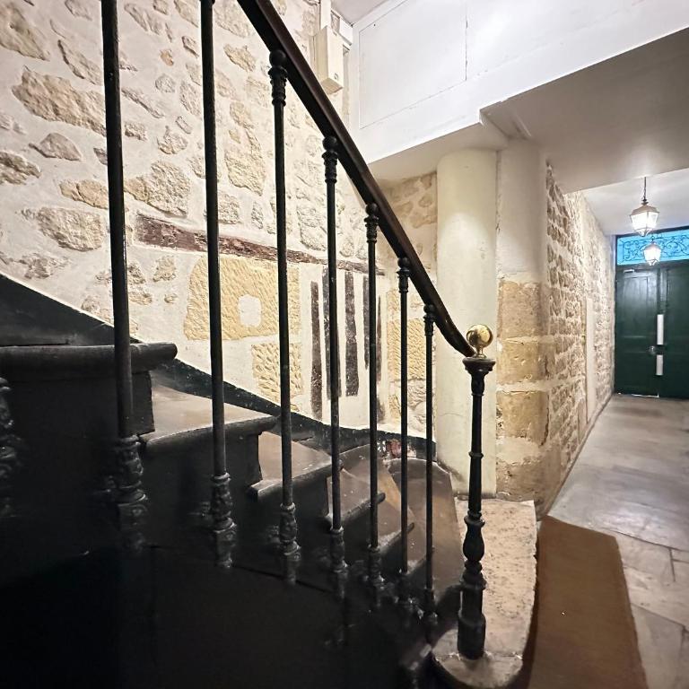 Saint Germain des Prés - Deluxe studio near Orsay Museum - Studio - 2