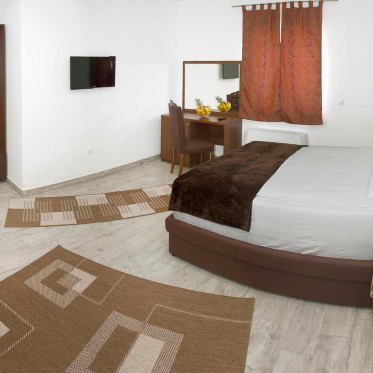 Hotel Rekic - Triple Room - 12