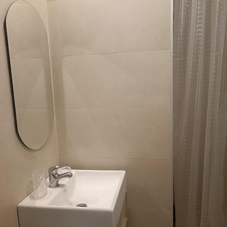 Edificio Valmar II - One-Bedroom Apartment - 9