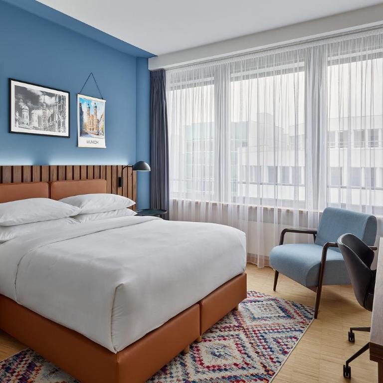 Four Points by Sheraton Munich Messe - Standard Zimmer mit Queensize-Bett - 3