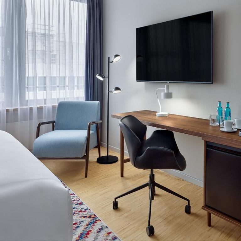 Four Points by Sheraton Munich Messe - Standard Zimmer mit Queensize-Bett - 6