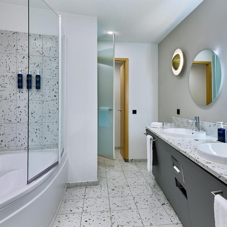 Four Points by Sheraton Munich Messe - Suite mit Kingsize-Bett - 3
