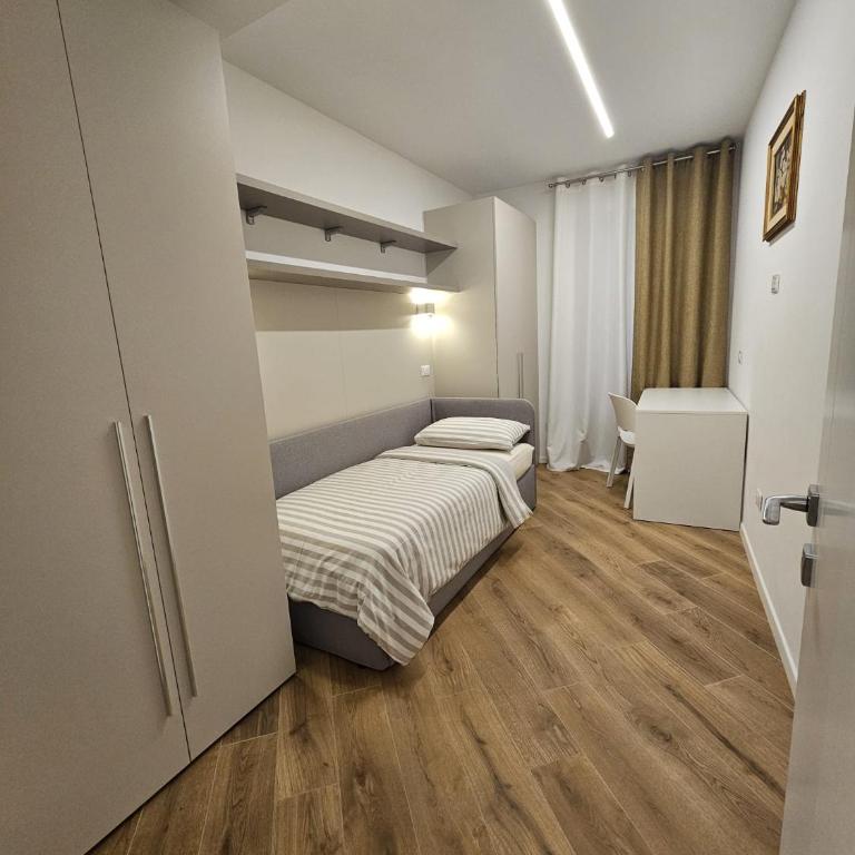Teuta - Two-Bedroom Apartment - 16