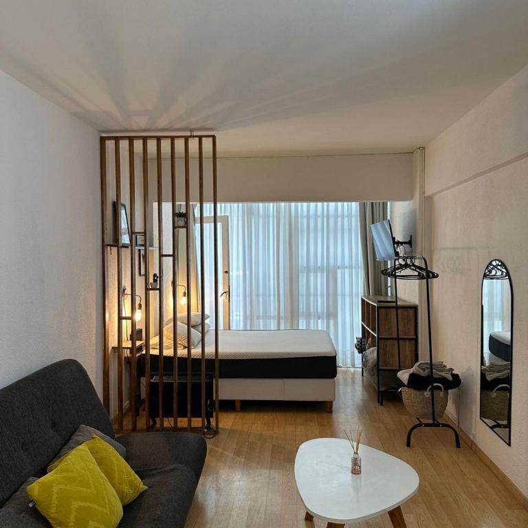 Zona guemes a 100mts de la playa, súper cómodo - Apartamento - 1