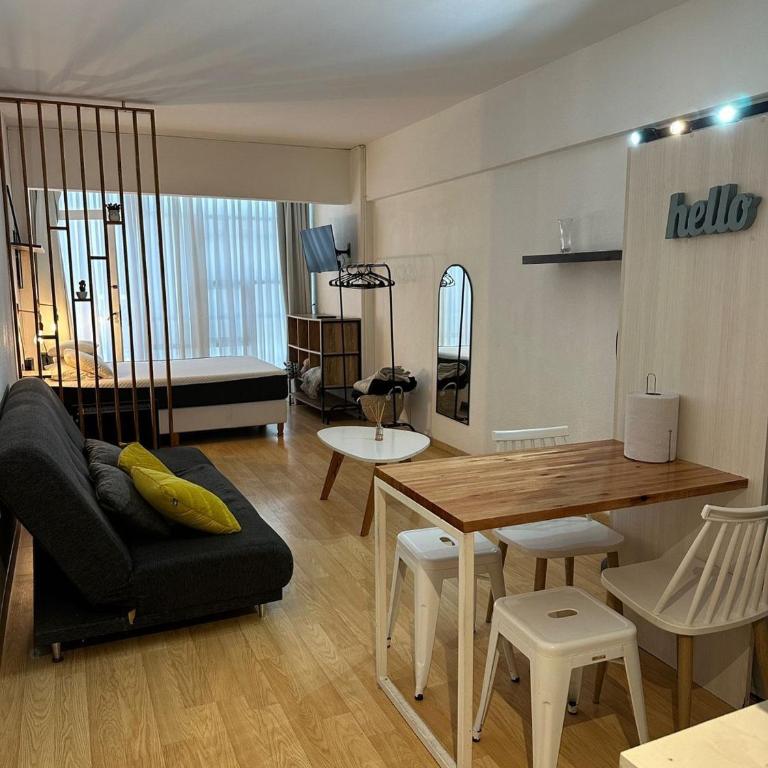 Zona guemes a 100mts de la playa, súper cómodo - Apartamento - 6