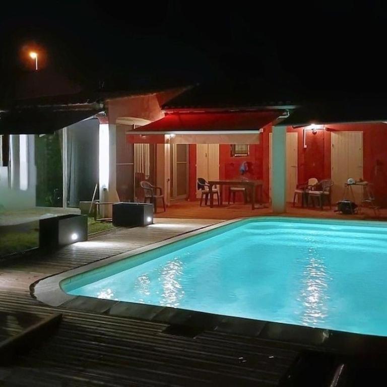 Tiny house Cécile en Avignon - Studio - Vue sur Piscine - 9