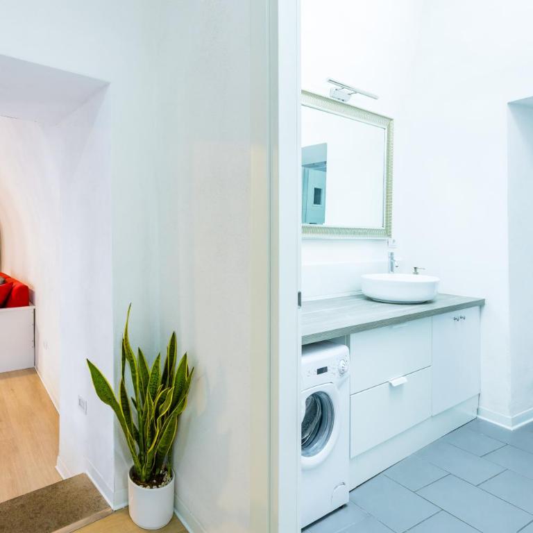 O Panaro Lucky Flat by NapoliApartments - Appartamento con 2 Camere da Letto - 12