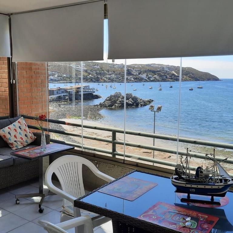 Beachfront apartment la Herradura chile - Three-Bedroom Apartment - 6