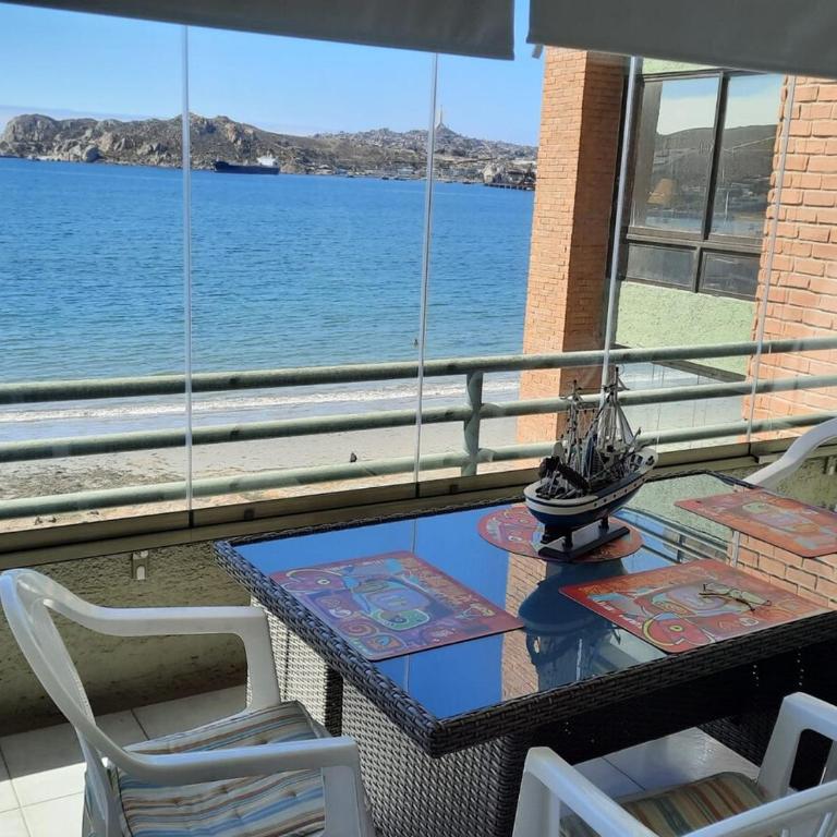 Beachfront apartment la Herradura chile - Three-Bedroom Apartment - 17