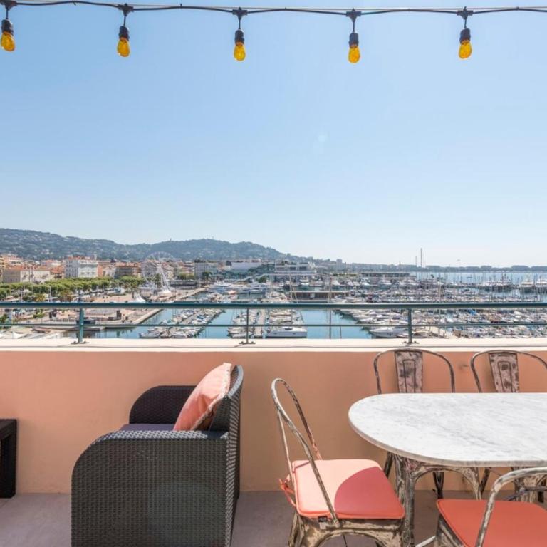 Cozystay 1674 - 3 pièces avec vue unique sur le Port! - Appartement - 17