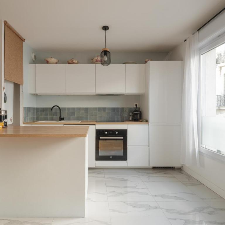 Appartement Calme en Centre-ville avec Parking - Appartamento con 2 Camere da Letto - 2