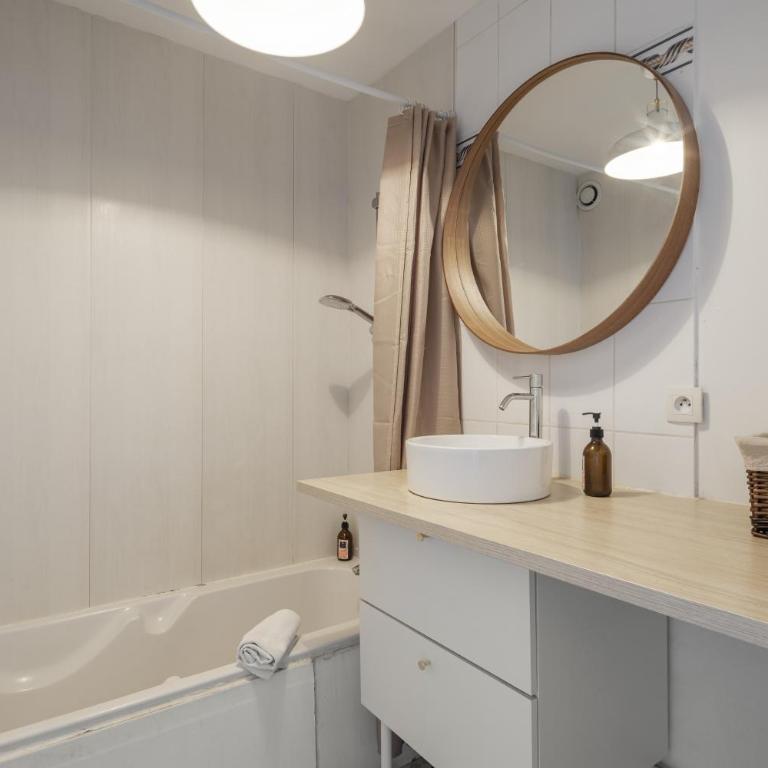 Appartement Calme en Centre-ville avec Parking - Appartamento con 2 Camere da Letto - 11