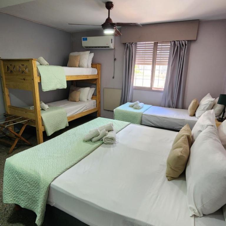 Hotel JBJ - Family Room - 4