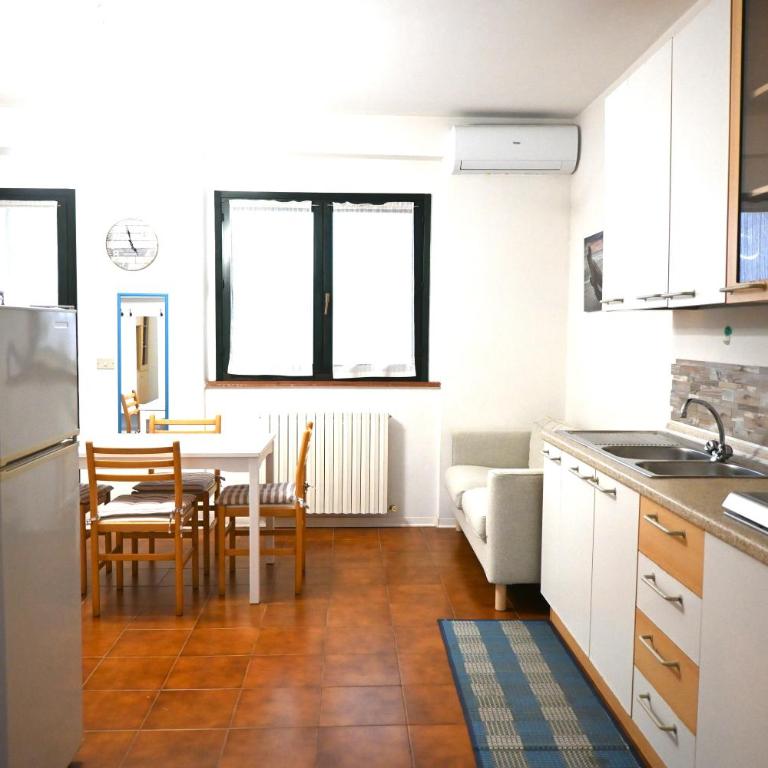 M195 - Marcelli, trilocale a 2 passi dal mare - Two-Bedroom Apartment - 4