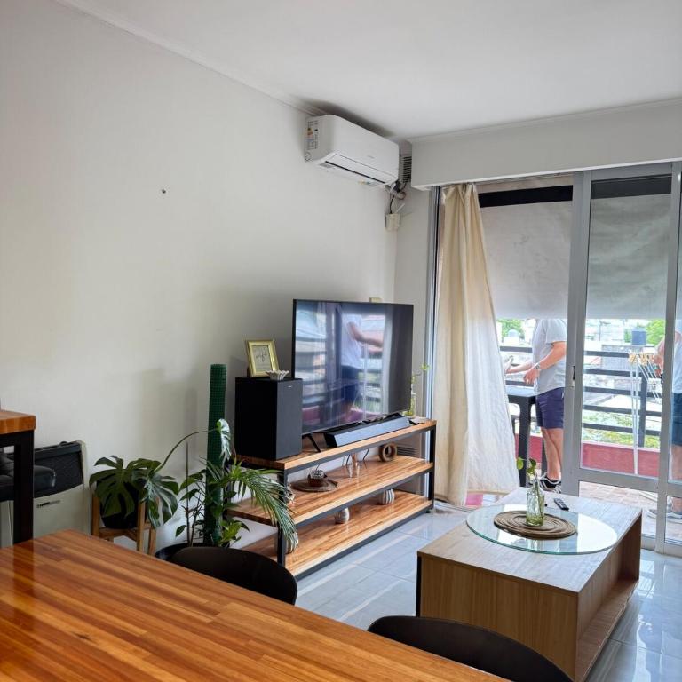 Departamento Moderno Céntrico - Apartamento de 1 dormitorio - 25
