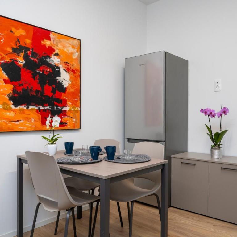 GuestHost - La Corte Del Pozzo Apartments - Appartamento Standard con 2 Camere da Letto - 12