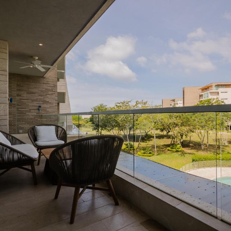 2BR apartment with balcony and amazing views - Apartment with Balcony - 13