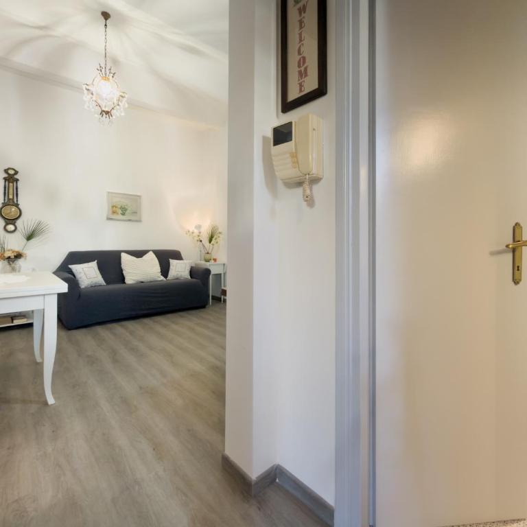 The Quiet Garden at San Giovanni - One-Bedroom Apartment with Garden - 12