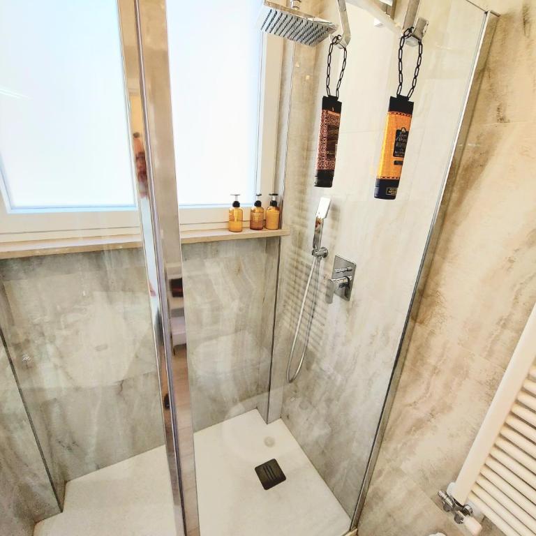 Piccolo Mondo Verona Deluxe Duplex - Appartamento con 2 Camere da Letto - 32