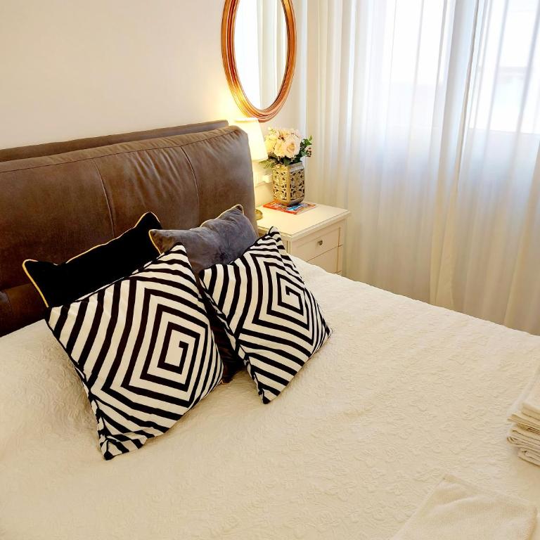Piccolo Mondo Verona Deluxe Duplex - Appartamento con 2 Camere da Letto - 44