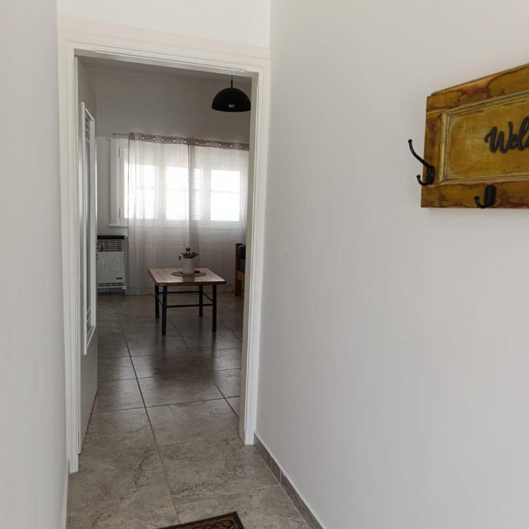 Departamento céntrico planta baja - Two-Bedroom House - 4