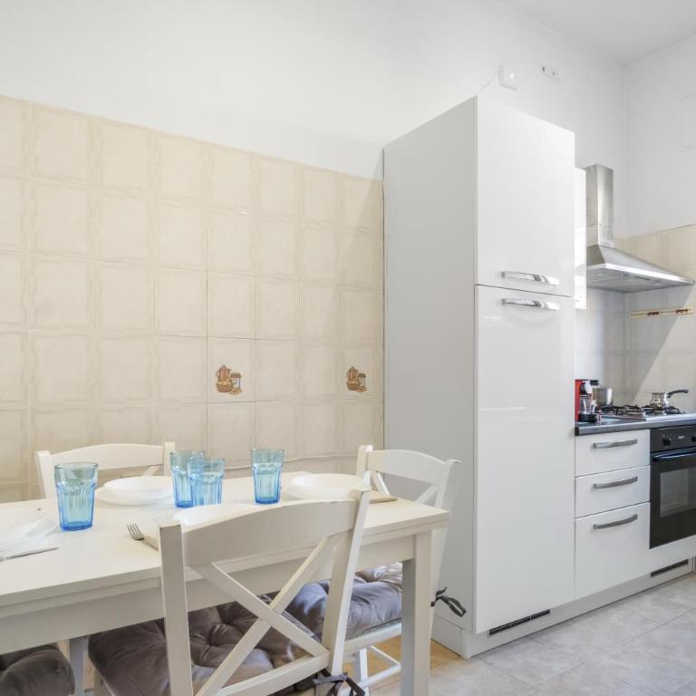 ArtStay AC Apt Near Metro, Fiumicino Airport - Appartamento con 2 Camere da Letto - 7