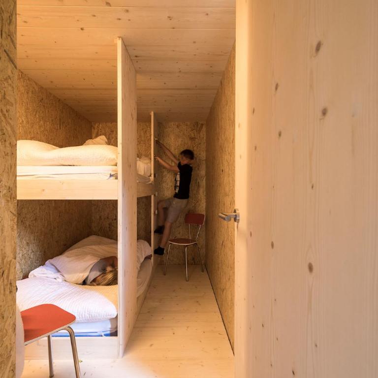 Les mayens de la Forclaz - Three-Bedroom Chalet - 5