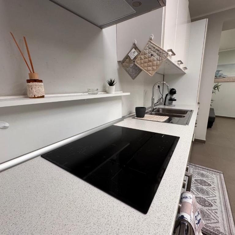 Stupendo appartamento a 20mt dal mare - Two-Bedroom Apartment - 12