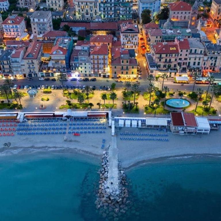 Stupendo appartamento a 20mt dal mare - Two-Bedroom Apartment - 30