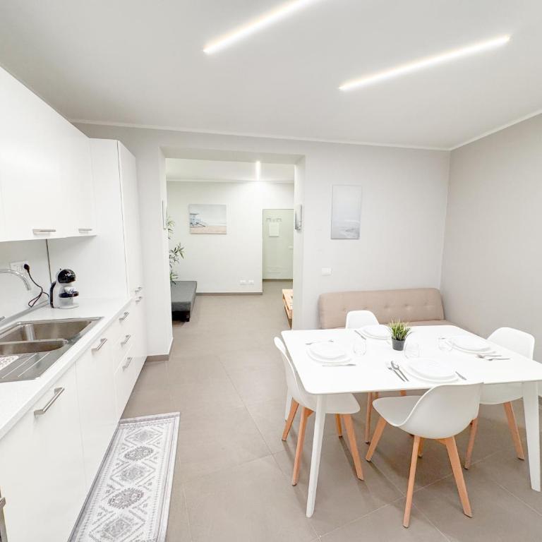 Stupendo appartamento a 20mt dal mare - Two-Bedroom Apartment - 8