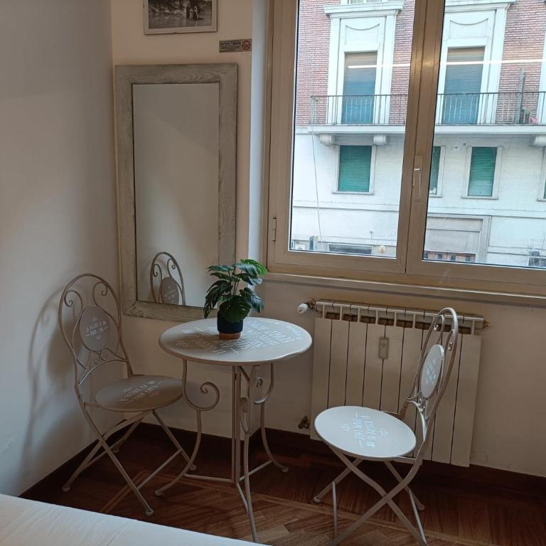 Pop Corn Vatican Suites - Camera Tripla con Bagno Privato Esterno - 1