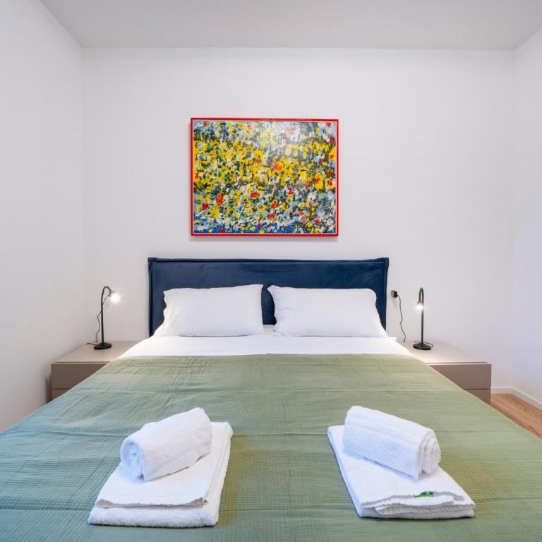 GuestHost - La Corte Del Pozzo Apartments - Appartamento Deluxe con 2 Camere da Letto - 9