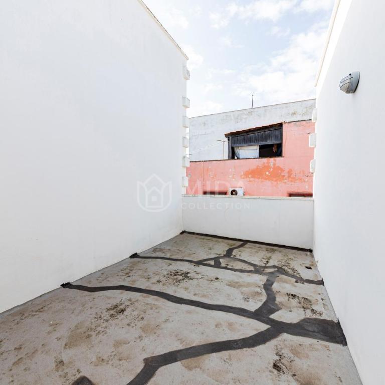 CORAL BAY Apartment - One-Bedroom Apartment - 12
