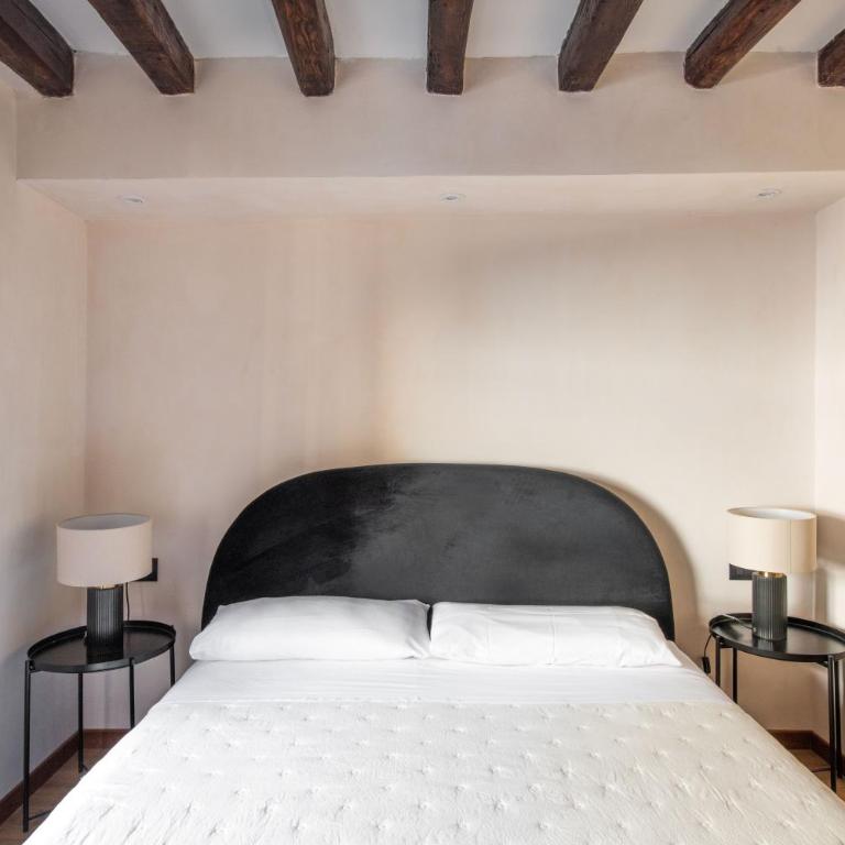 Vittorio Emanuele Suites&Apartments - Camera King con Vasca Idromassaggio - 5