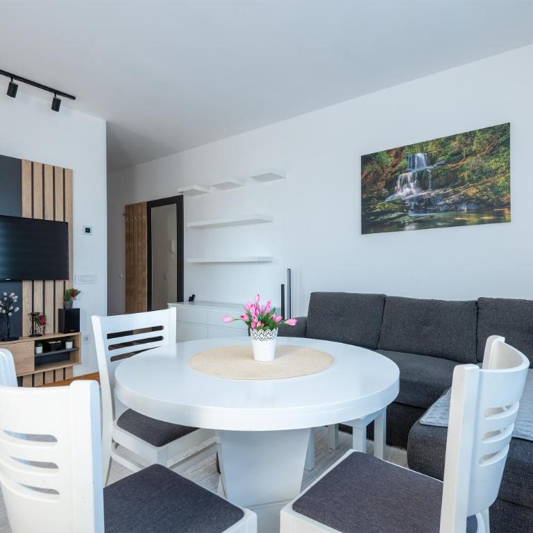 CENTER BEST VIEW ZLATIBOR-Apartment-Breza - One-Bedroom Apartment - 6