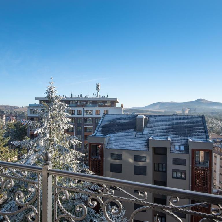 CENTER BEST VIEW ZLATIBOR-Apartment-Breza - One-Bedroom Apartment - 10